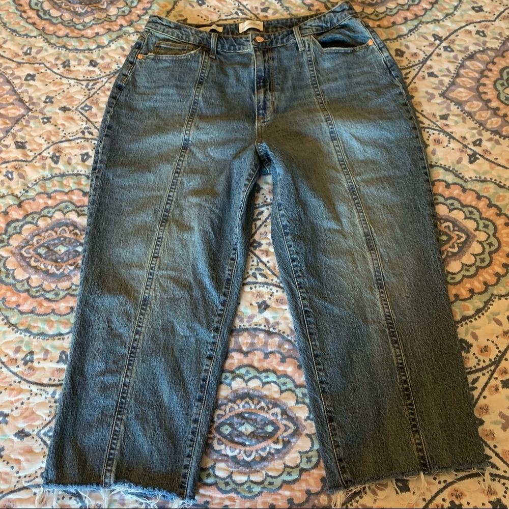 🎃 4 for $30! Cropped universal thread jeans, read description
